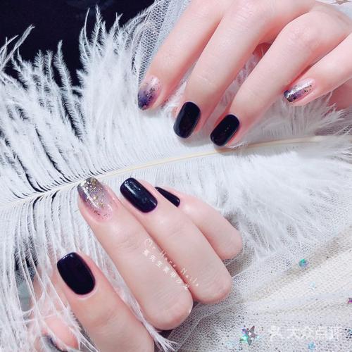 Làm sao để chọn được cơ sở đào tạo dạy vẽ nail phù hợp? Học vẽ nail có hại cho sức khỏe không?